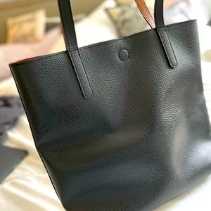 Non brand black Tote